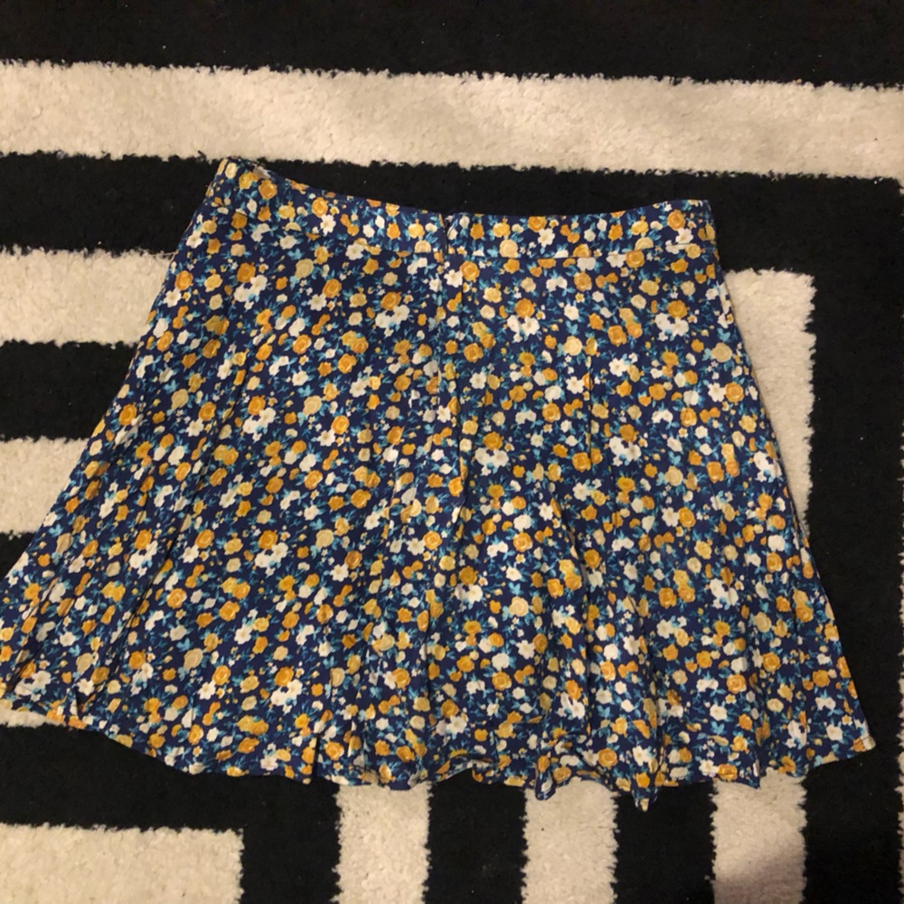 High waisted forever21 skirt